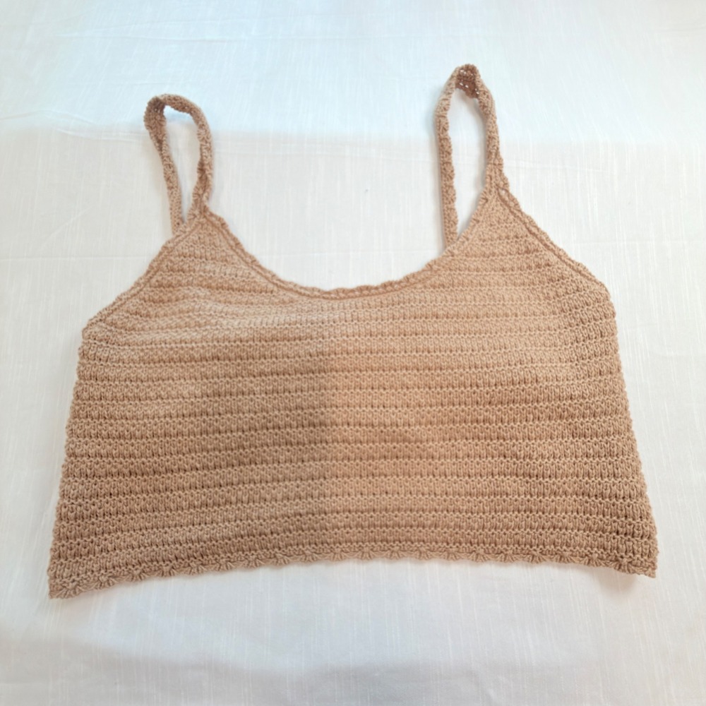 Aerie Crochet Crop Top Tank Women Medium Tan Excellent Boho Knit Scalloped Hem